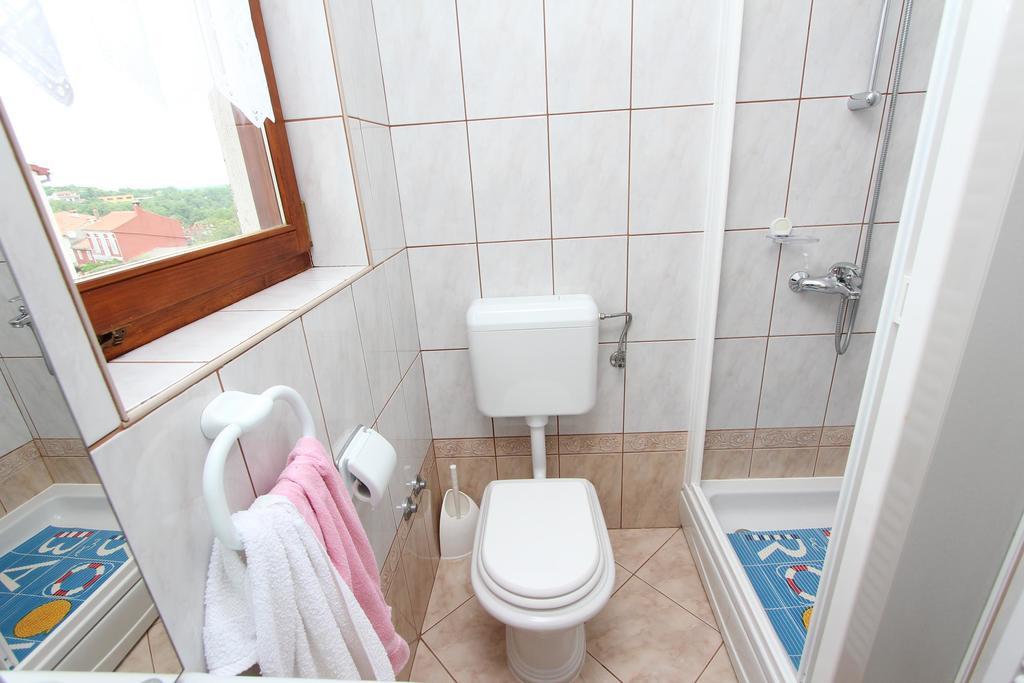Guest House Liliana โรวีน ภายนอก รูปภาพ